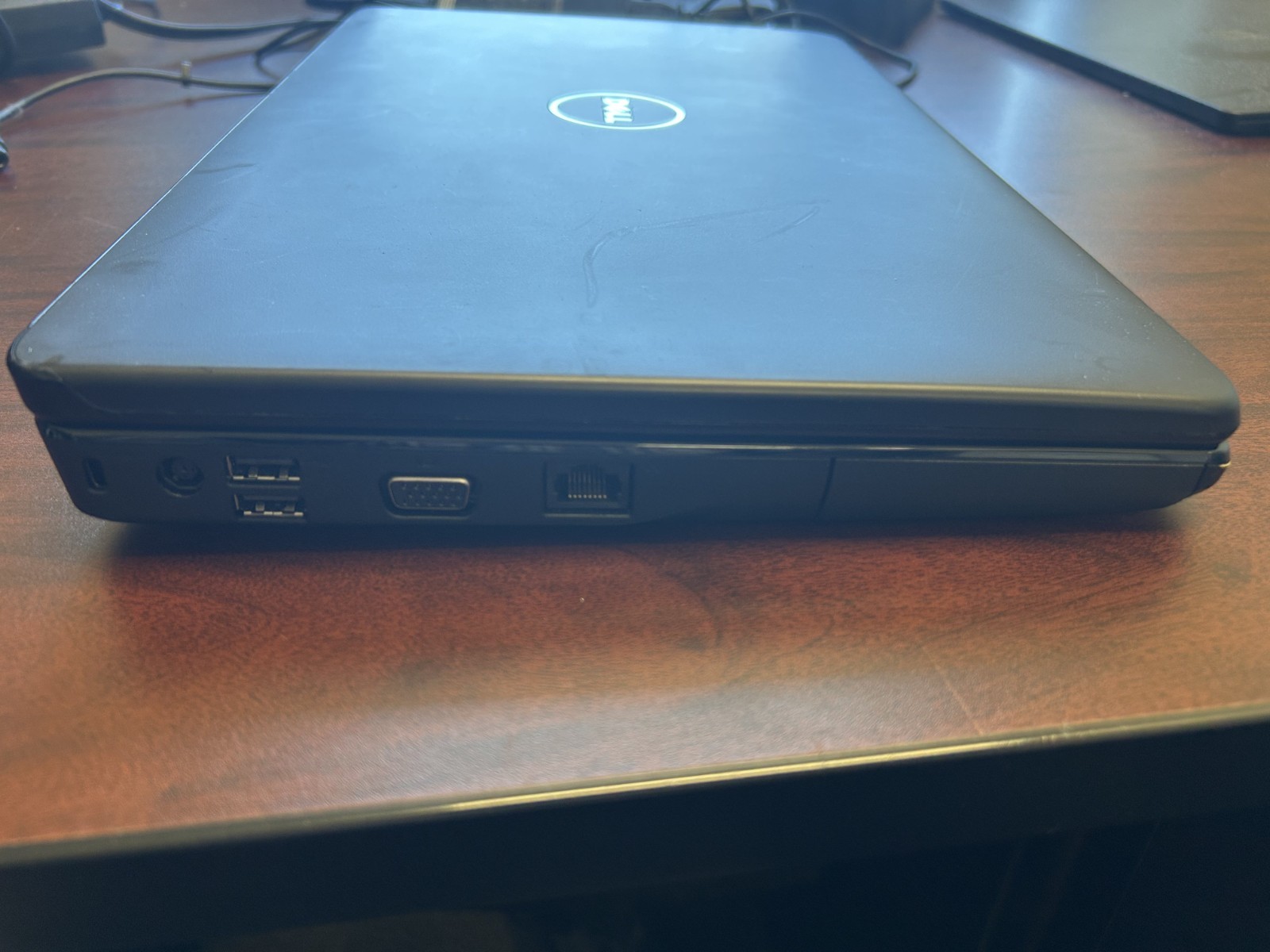 Dell Inspiron 1545 15.6 Dual Core T4400 2.2Ghz 4GB 500GB Windows 7 Good battery