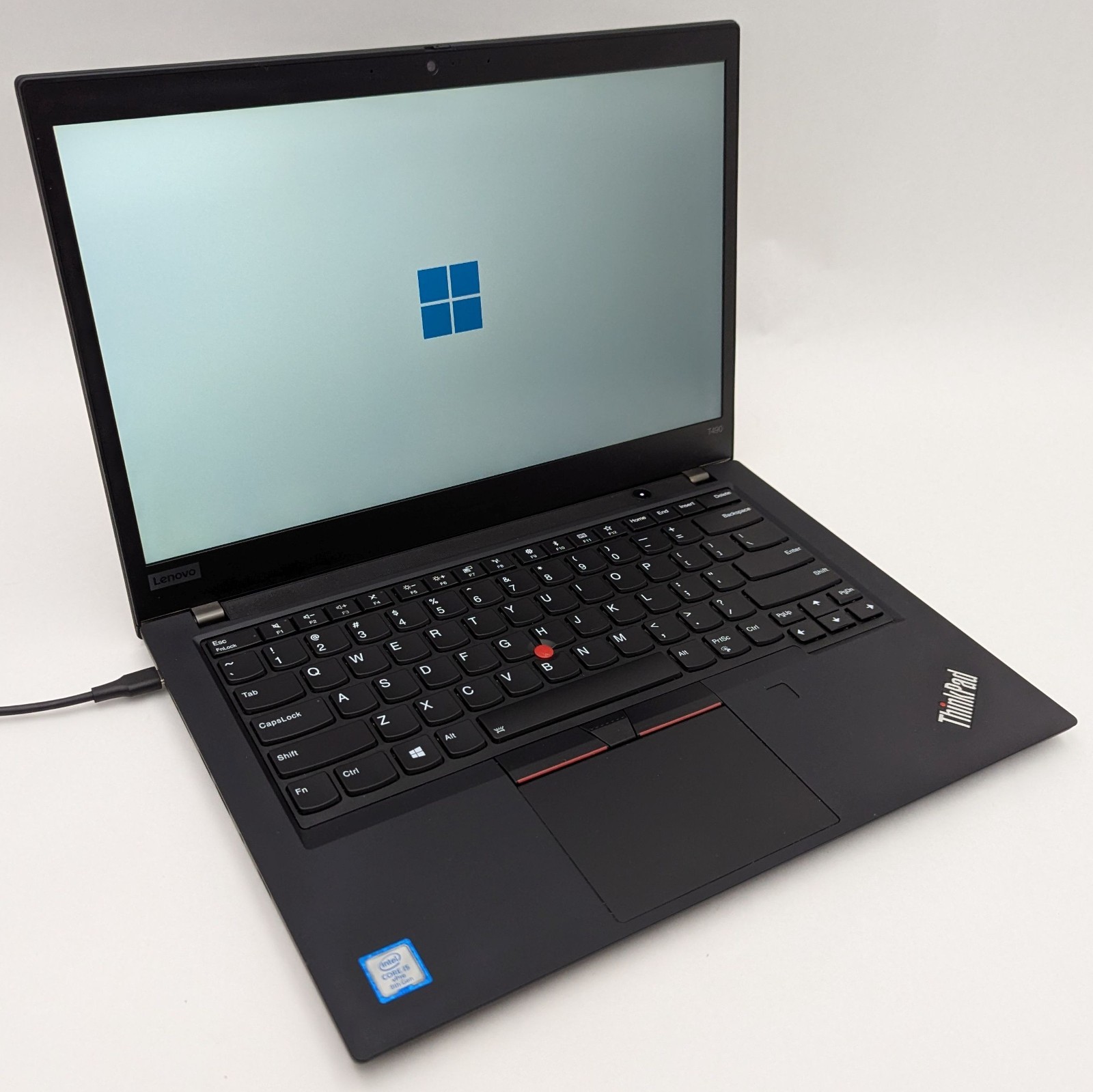 Lenovo ThinkPad T490 14″ Laptop i5-8365U 1.60GHz 8GB RAM 256GB NVMe Windows 11