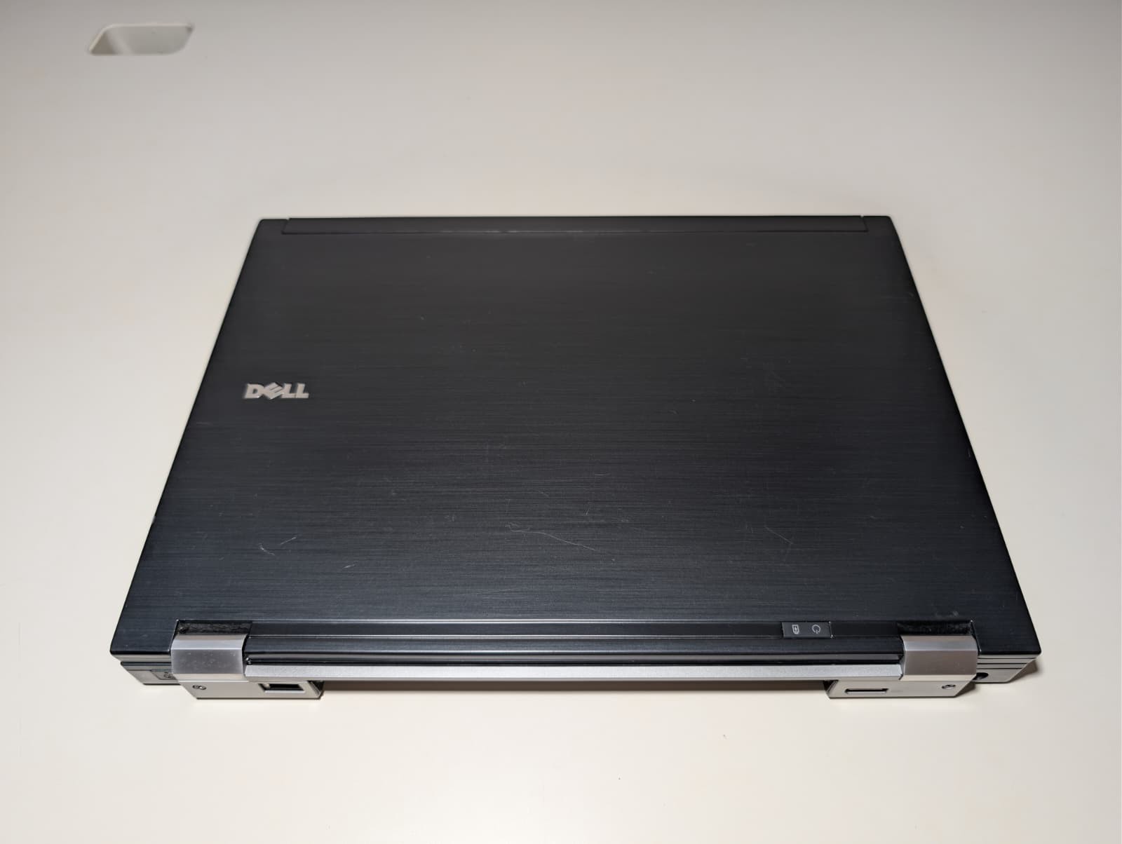 Dell Latitude E6500 | C2D T9900 4GB RAM 250GB HDD | Backlit NVIDIA Win XP 32-Bit