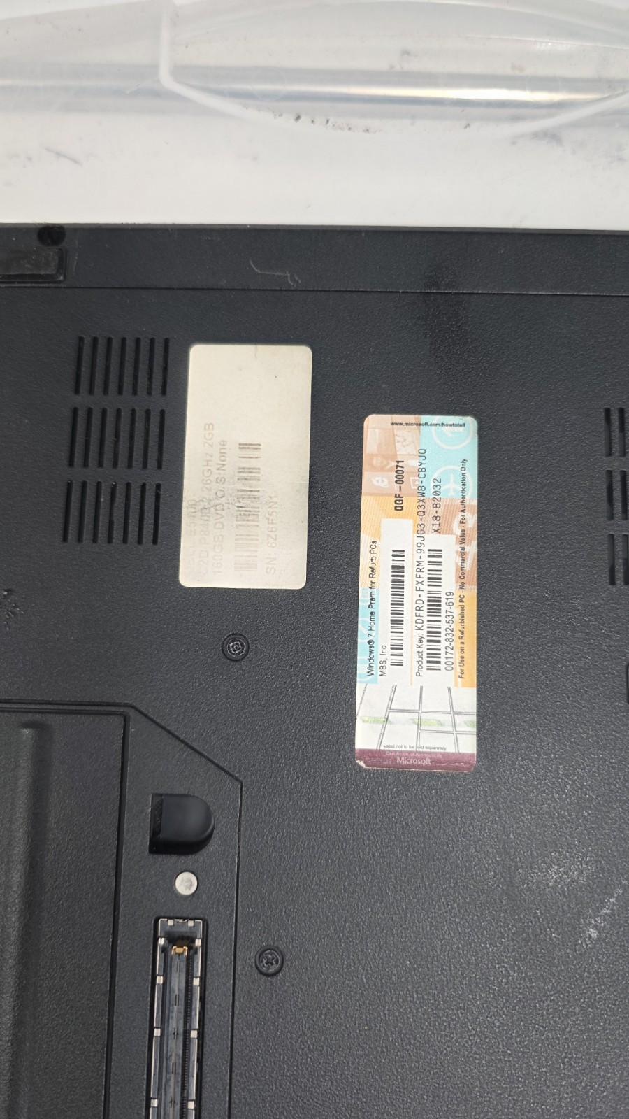Dell Latitude E5400 14″ Laptop Intel Core WiFi – NO OS P8400 2GB 160GB DVD