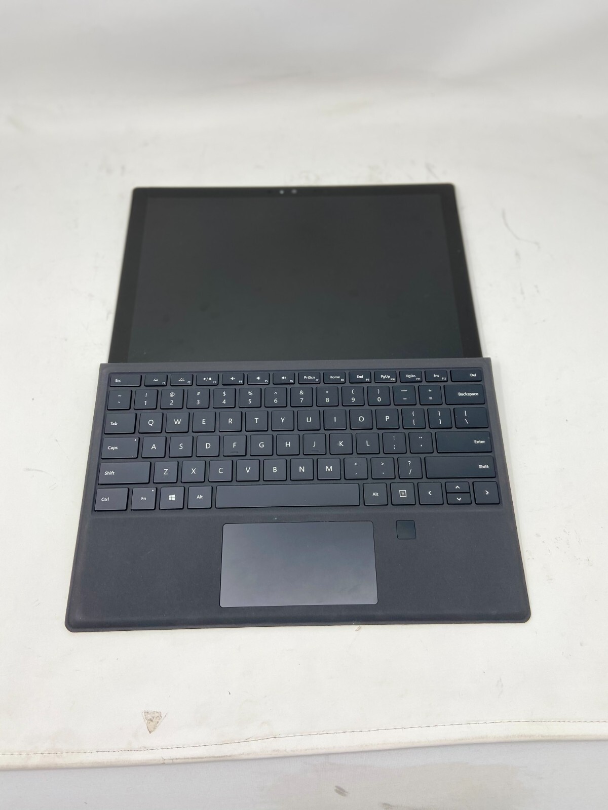 Microsoft Surface Pro 4 Core m3-6y30 2.2GHz 4GB RAM 128GB SSD Win 10 Tablet
