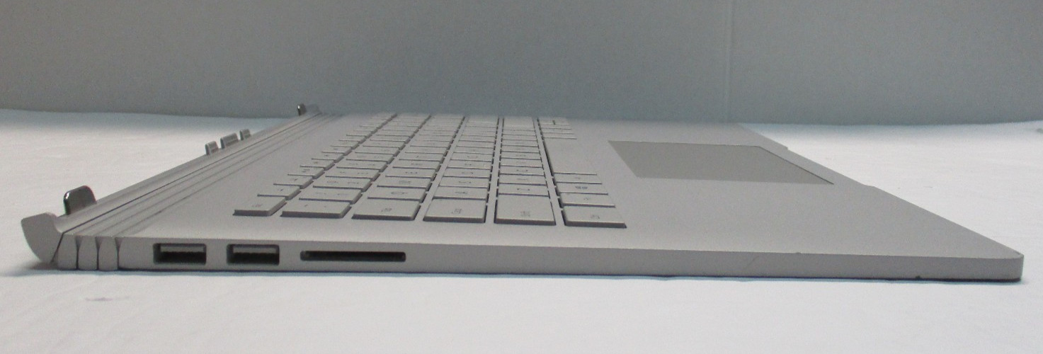 Microsoft Surface Book 1/ 13.5″ 1705 NVidia GPU Keyboard Base Only/Battery 86 %