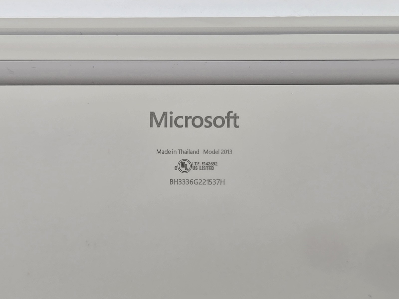 Microsoft Surface Laptop Go 2 12″ 1536 x 1024 Touch I5-1135G7 128GB SSD 8GB W11