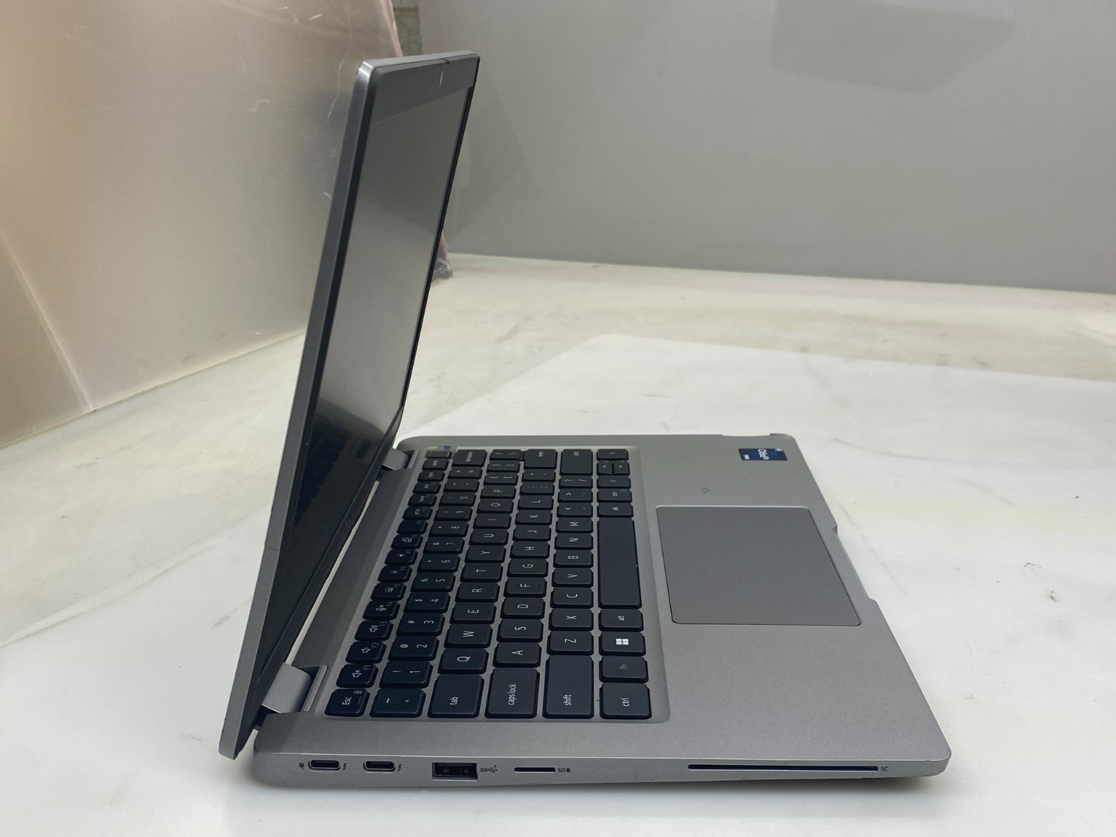 Dell Latitude 5330 13.3″ i7-1265U@1.80GHz 16GB RAM 512GB SSD NVMe W11P