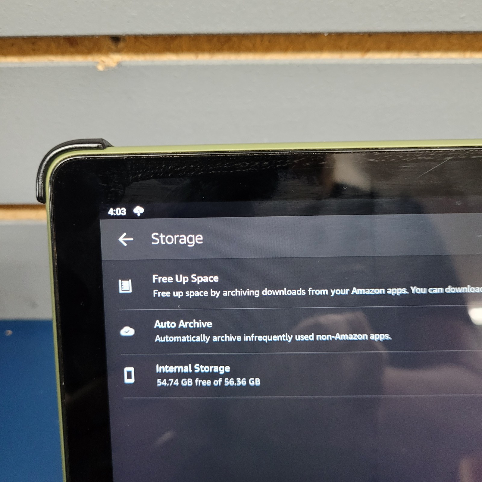 Amazon Fire HD 10 11th Gen (2021) T76N2B 10.1″ Tablet Wi-Fi with Keyboard/Cover