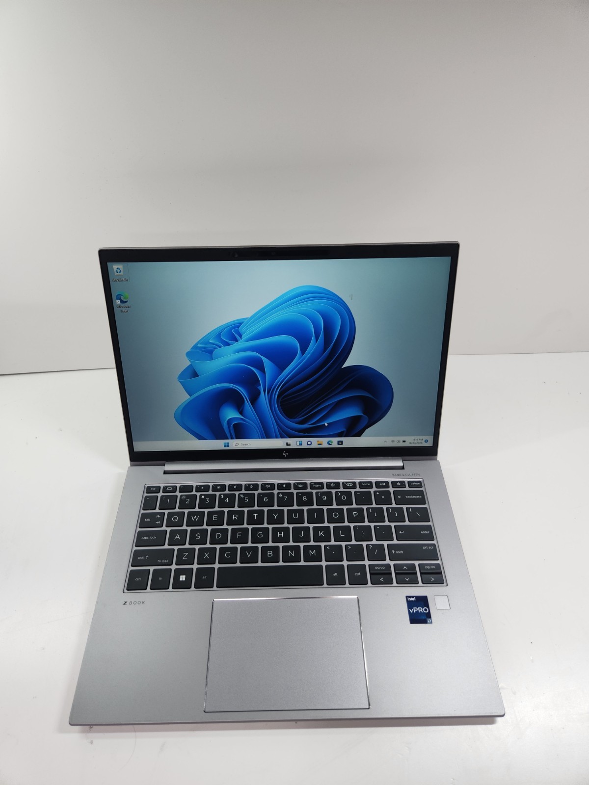 HP ZBook Firefly 14 G9 14″ i7-1265U 512GB SSD 16GB RAM Win11 Pro NVIDIA T550