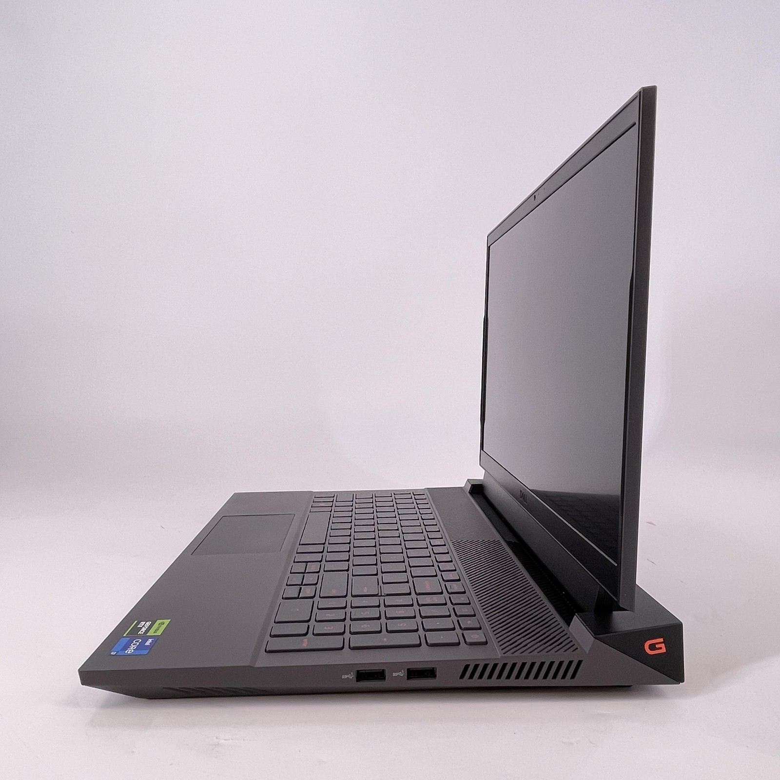 Dell G15 5530 15.6 120Hz FHD 2.6 GHz i7-13650HX 16GB 1TB SSD RTX 4060 Good