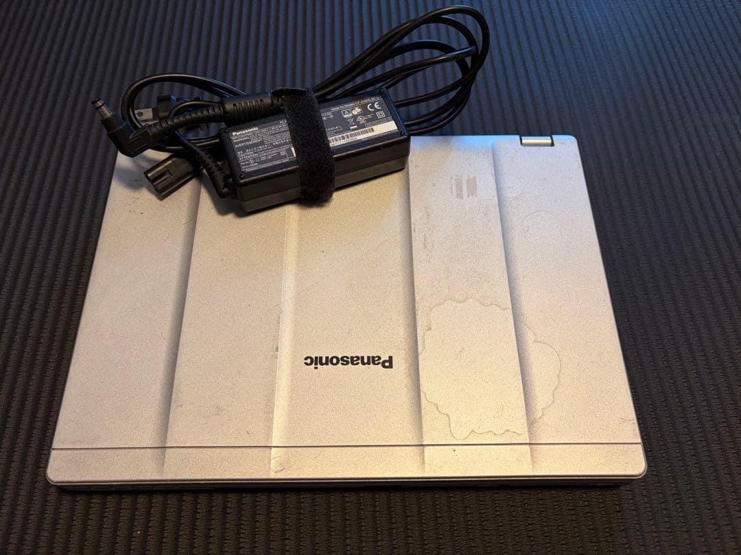 Panasonic Let’s Note CF-SZ6 CF-SZ6E27LC 12.1in Silver Laptop w/ AC Adapter 2017