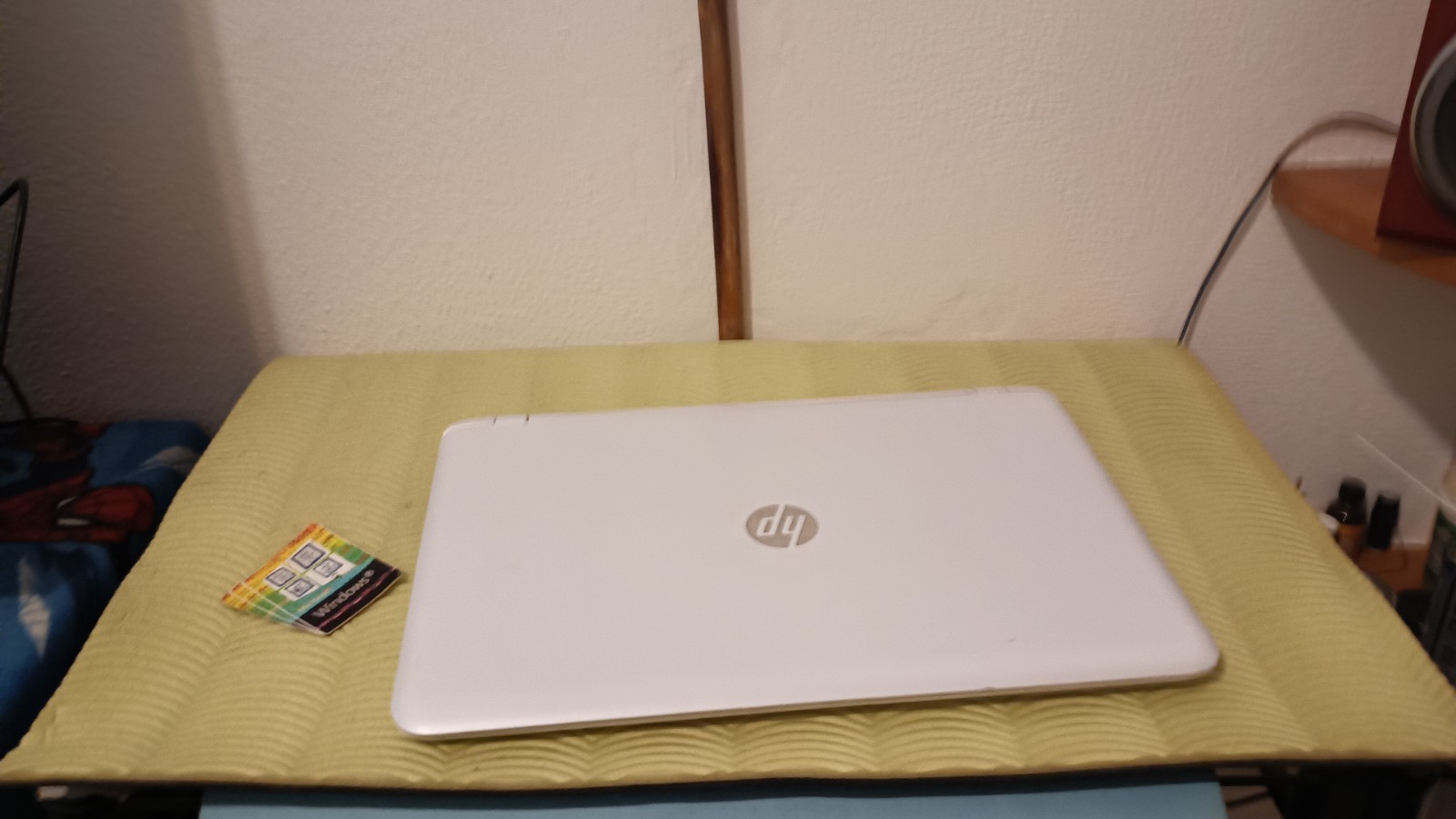 HP 17-g1115NG 17.3″ 1600X900 AMD A10-8700p 10CORE 8gb 256gb NVME AMD r7 2GB