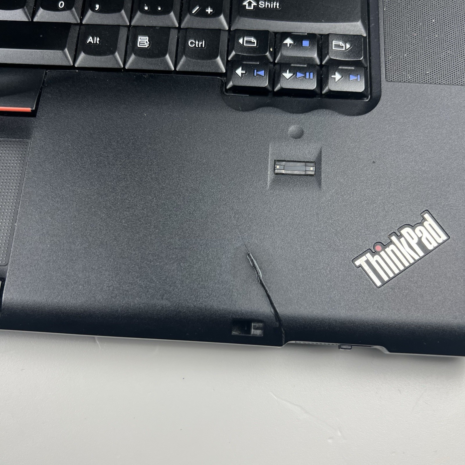 Lenovo ThinkPad T520 Intel i7-2640M 8GB 320GB HDD Win 10 w/ Charger|ELP79, READ