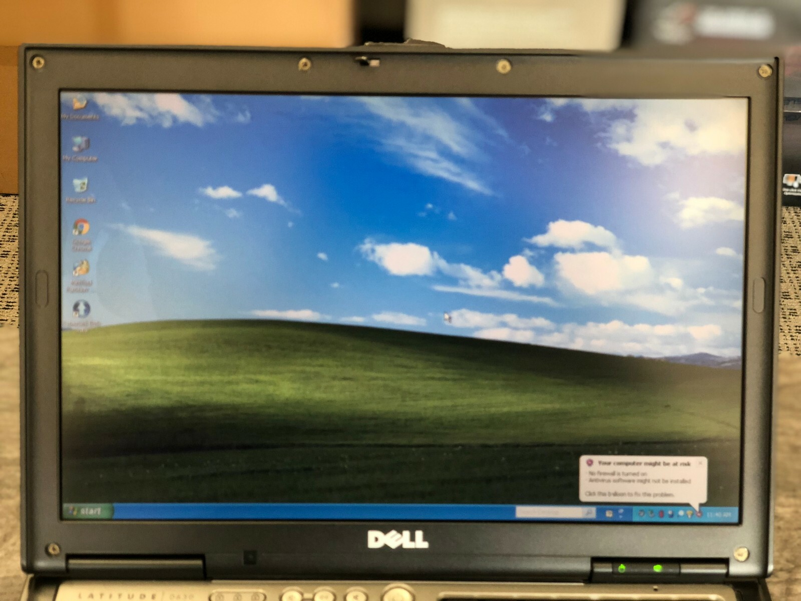 Dell Laptop Duo 1.66 Windows XP PRO 1 YR WARRANTY RS232 Serial Port AC