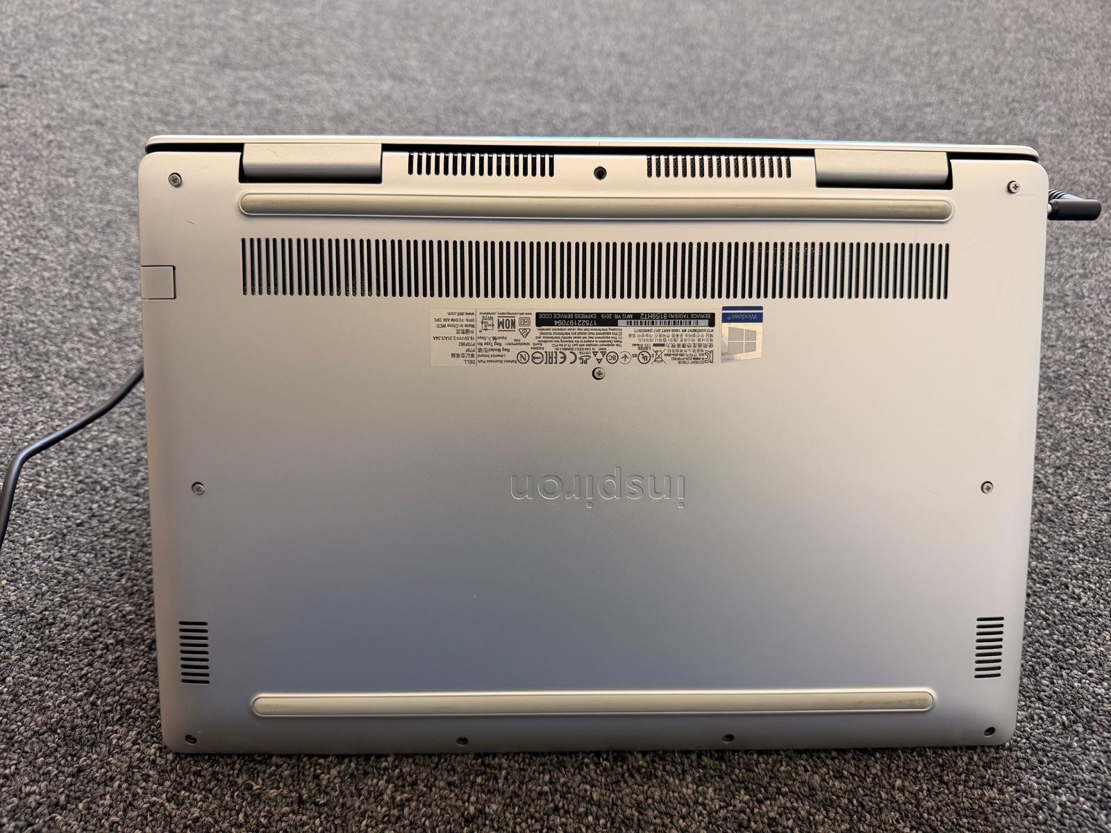 Dell Inspiron 15 7000 Intel core i7-7500U CPU 2.70Ghz 8GB 256GB SSD Win11Pro