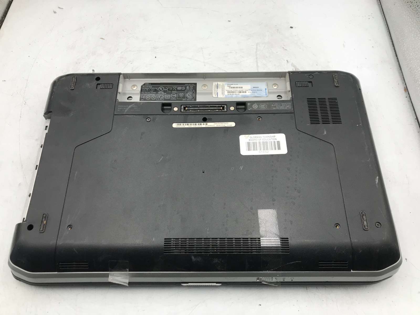 DELL LATITUDE E5520 – FOR PARTS/REPAIR – INTEL I5 2520M – NO RAM – READ DESC -BB