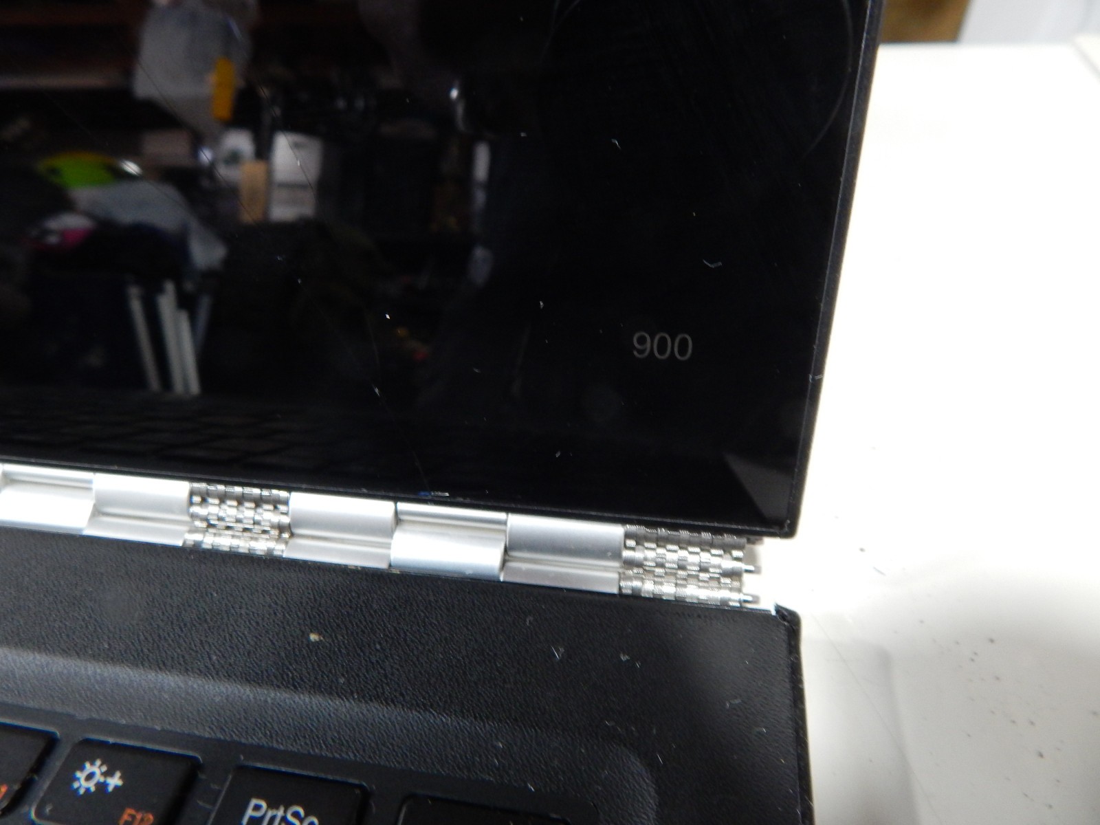 Lenovo Yoga 900 No Power Adapter, FOR PARTS