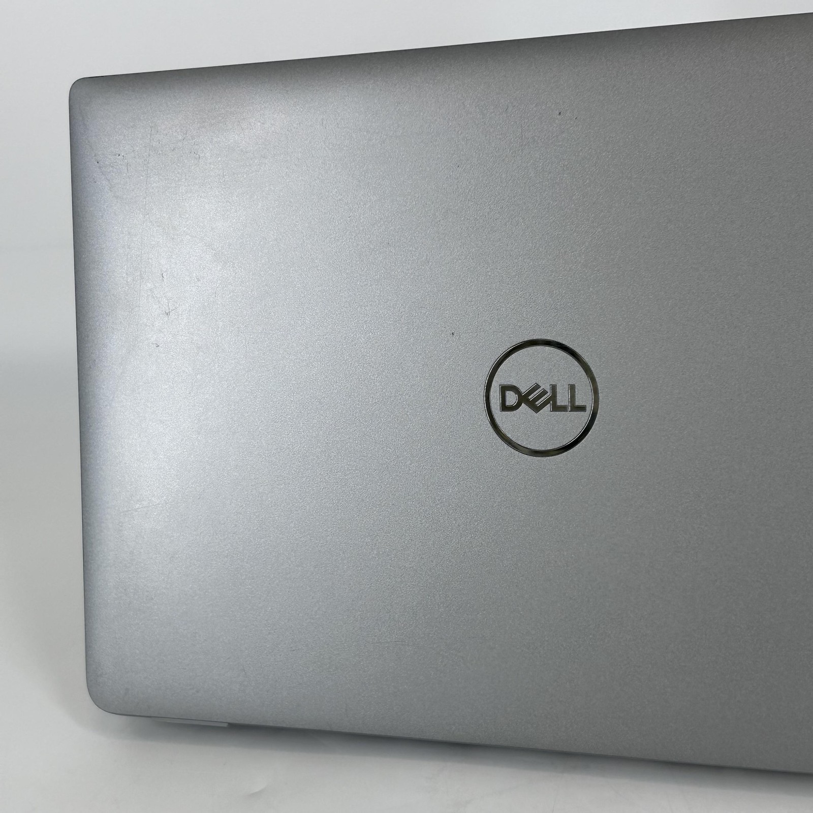 Dell Latitude 5440 14 Gray FHD 1.7 GHz i7-1355U 16GB RAM 512GB SSD Good