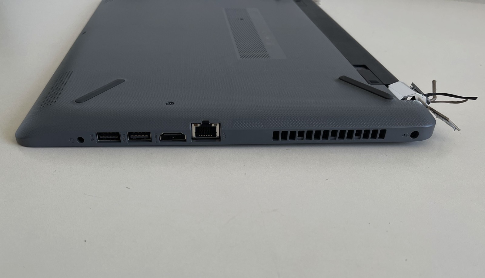 HP Pavilon 3168NGW Reliable 7th Generation AMD Processor 15-BW030NR HD DVD RAM