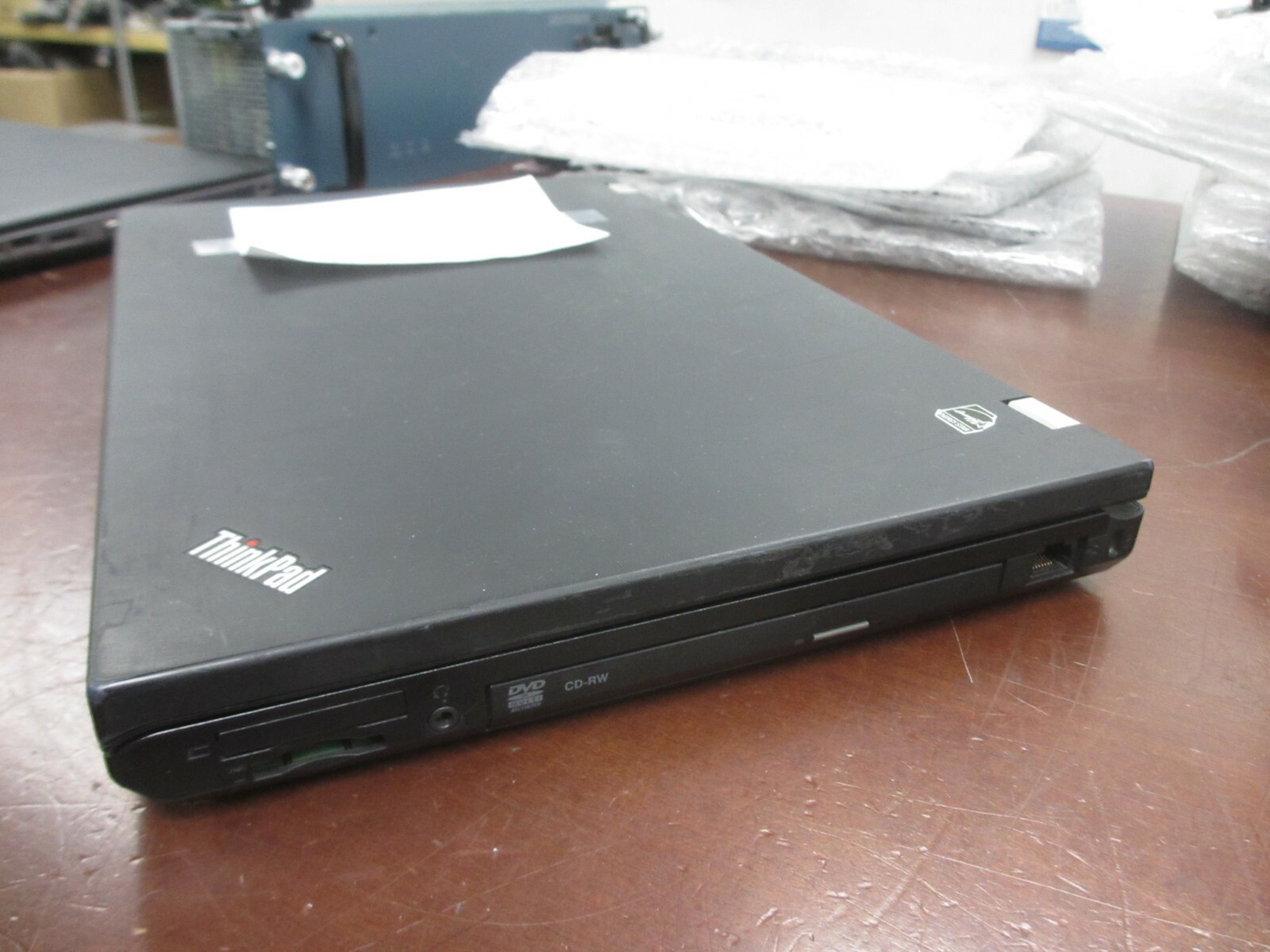 Lenovo ThinkPad T510 15.6″ i5-M560 2.66Ghz 4GB 320GB WebCam Laptop w/ AC [NO OS]