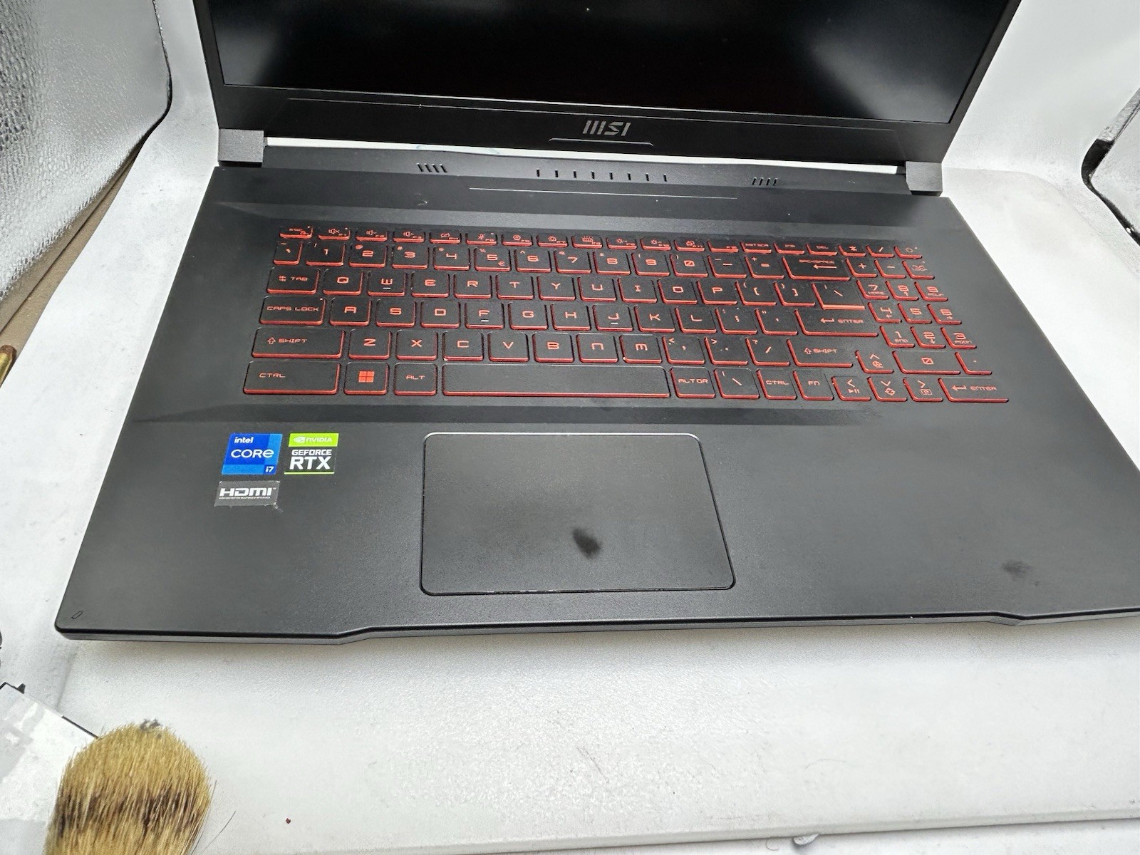 MSI Katana GF76 – 17.3″ FHD – i7-12700H – 16GB RAM – RTX 3070 Ti –1TB SSD– Black