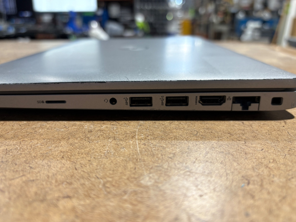 Dell Latitude 5430 14″ i7-1255U 8GB RAM 256GB SSD FHD | No WIFI/Charger/OS READ