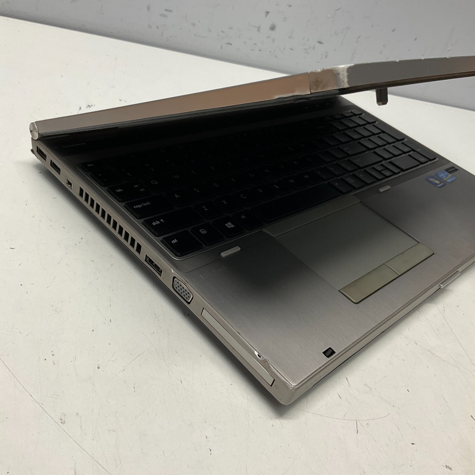 HP EliteBook 8570p 15″ Intel Core i5-3380M 2.9GHz 4GB 500GB HDD Win 10 NO BATT