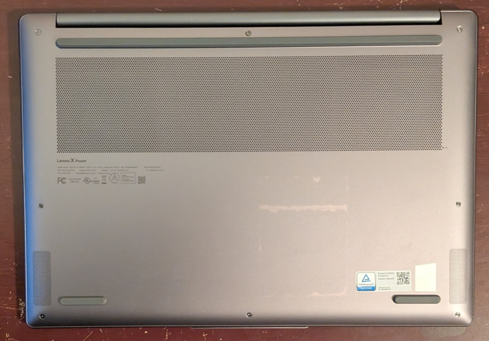 Lenovo Yoga Pro 9i 16″ 3.2K 165Hz (Core Ultra 9 185H, 32GB/1TB SSD, RTX 4050)