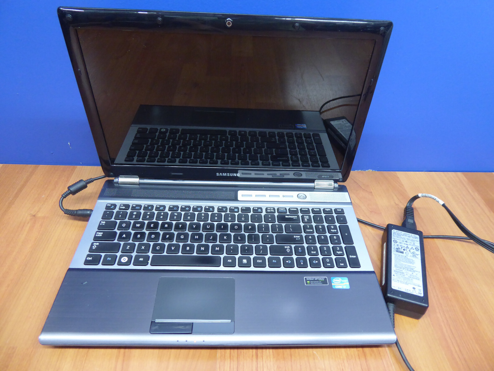 SAMSUNG NP-RF511-S04US 15.6″ LAPTOP i7-2630QM 2.0GHz 4GB 1TB w/ P/A