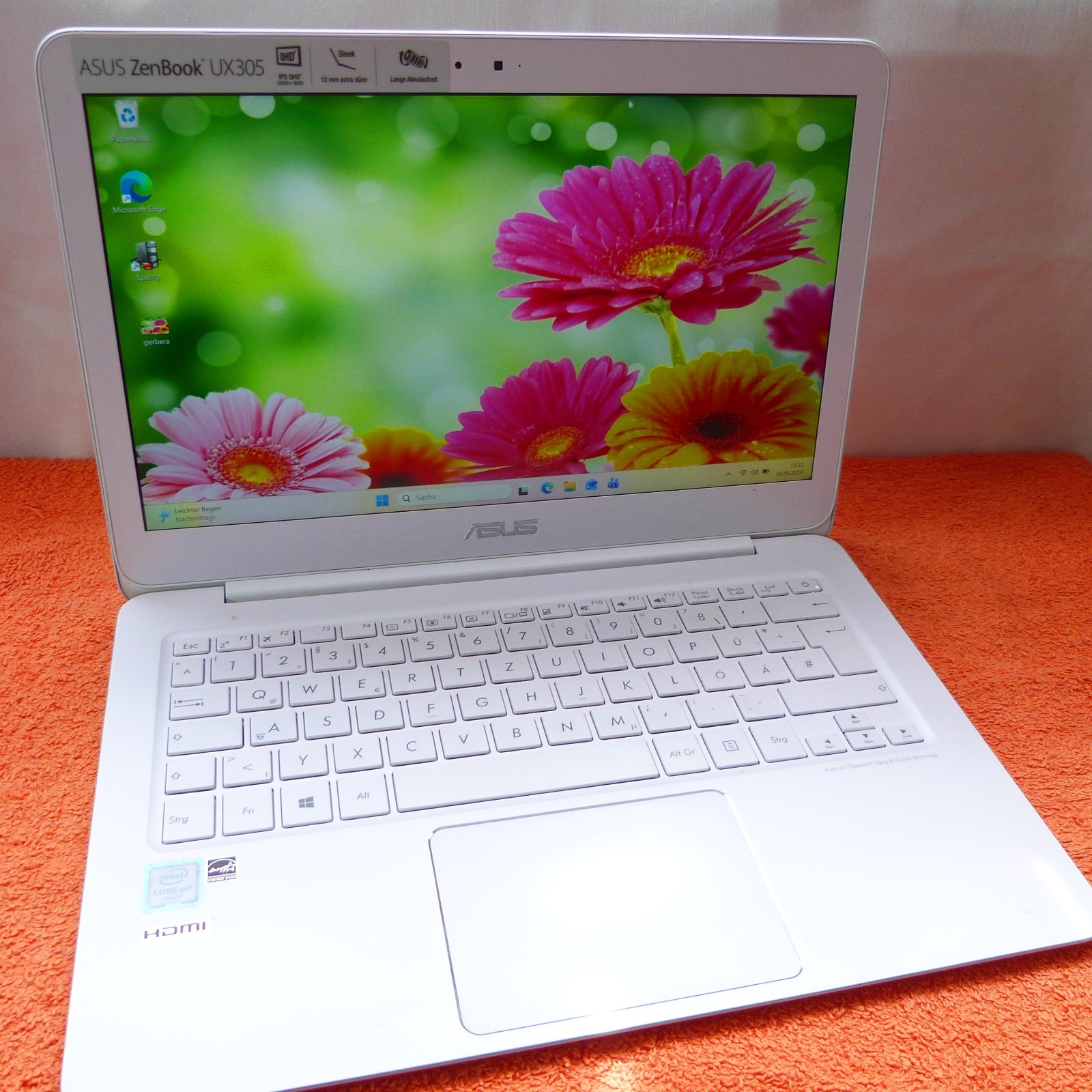 Asus UX305 ZenBook PRO Bang Olufsen Sound CORE M7 L 13″ QHD I Windows 11 SSD