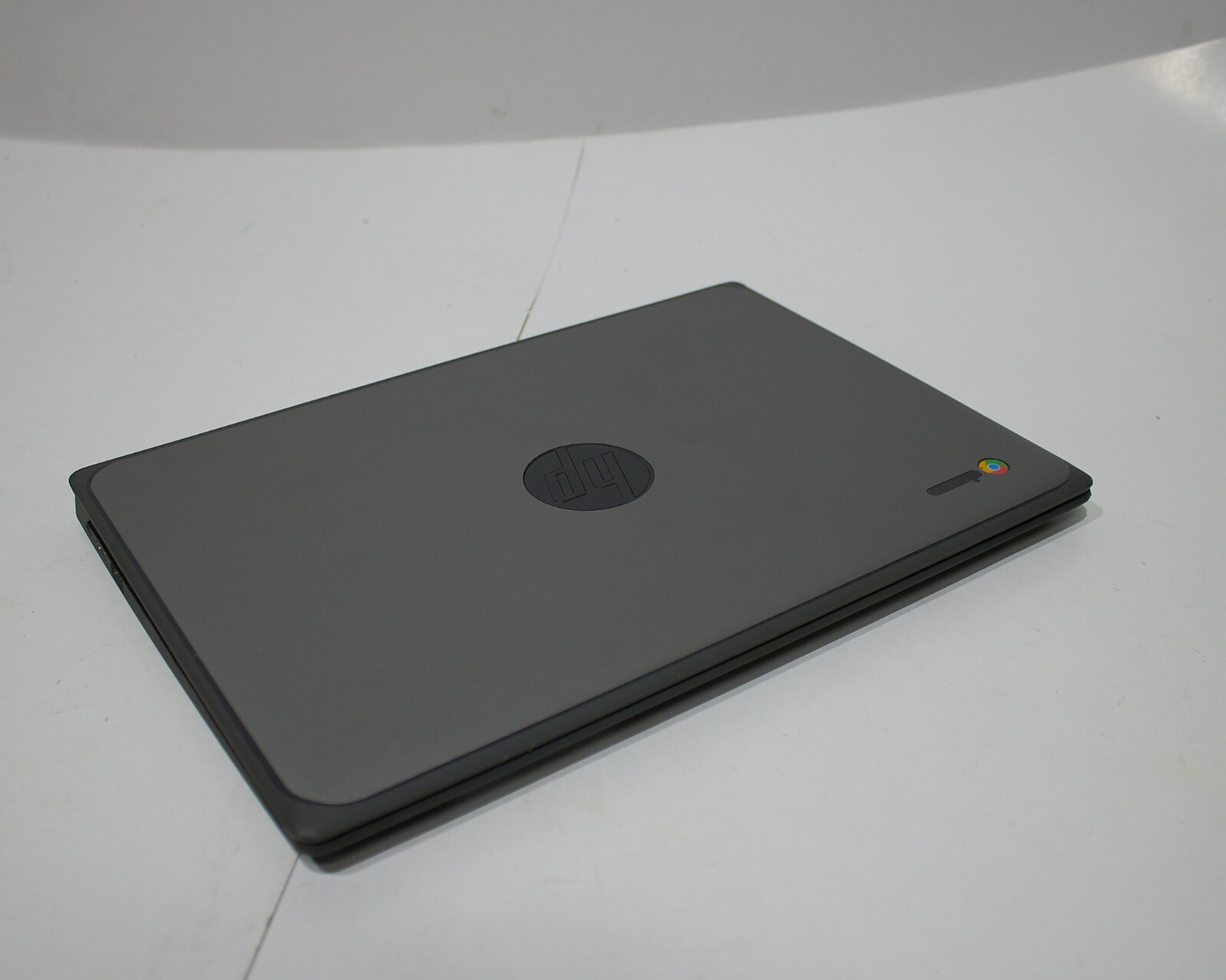 HP Chromebook 11.6″ G8 EE 1A762UT#ABA Celeron N4020 1.1GHz 4GB 32GB WIFI