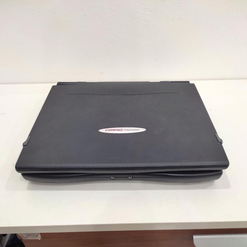 TARGA Traveller 600 Pentium MMX 233 Windows 98 Serial 22015 Notebook PC Laptop