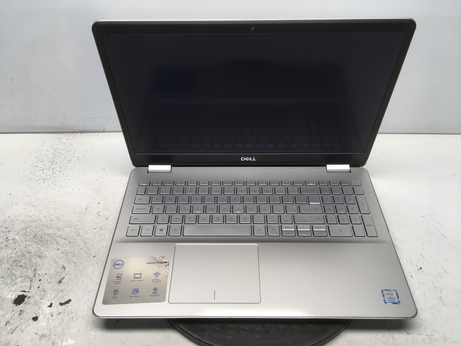 Dell Inspiron 15 5584 Series Intel i3 8th gen No RAM / HDD/ Batt – For Parts