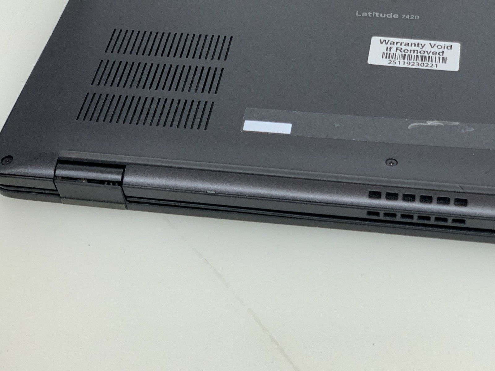 DELL LATITUDE 7420 i5-1135G7@2.40GHz 8GB RAM 256GB NVMe W11P TOUCH W/AC *QTY