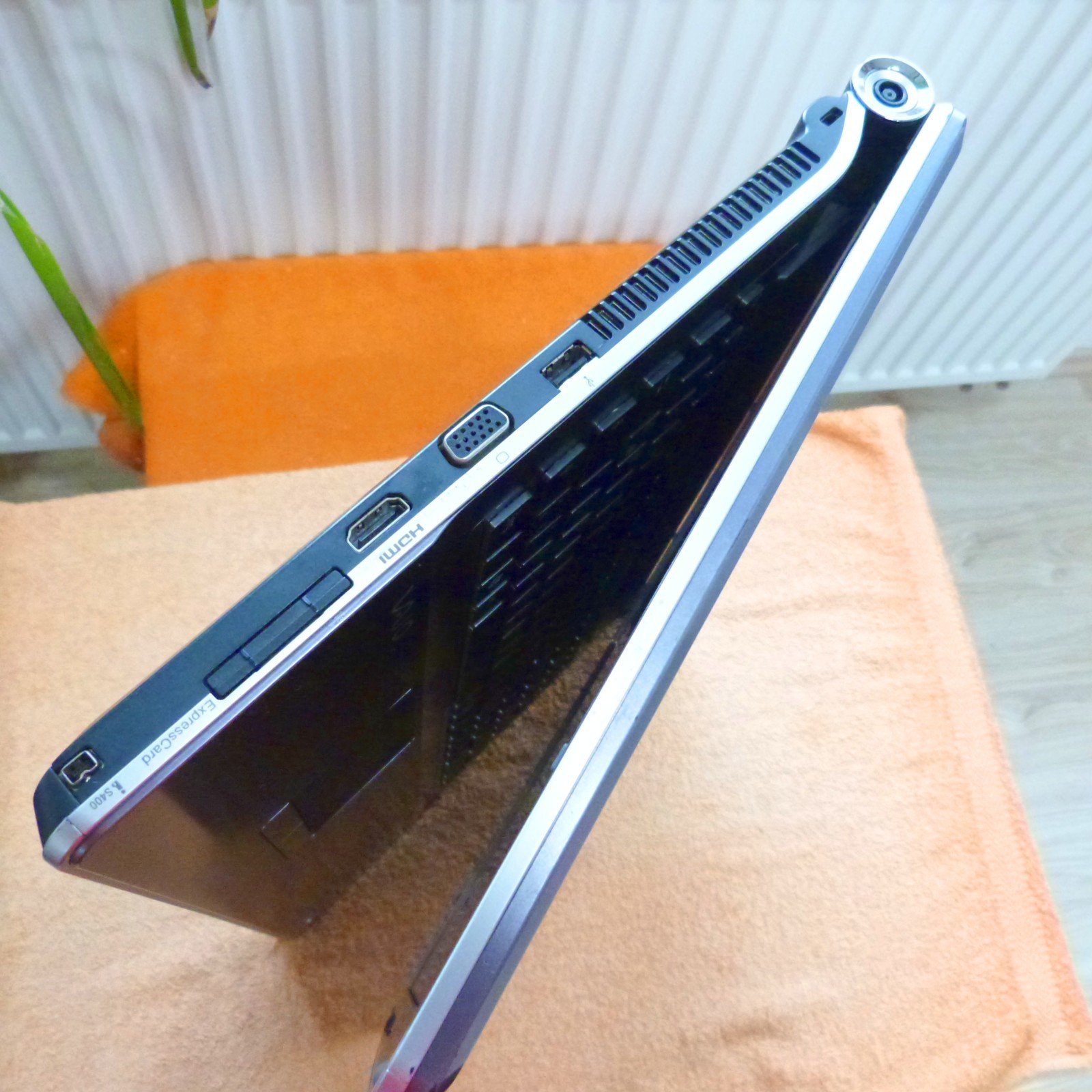 Sony Vaio AW41 18″ HDP xBLACK Cinema DOLBYSOUND l SSD Windows 10 PRO HDMI DVD