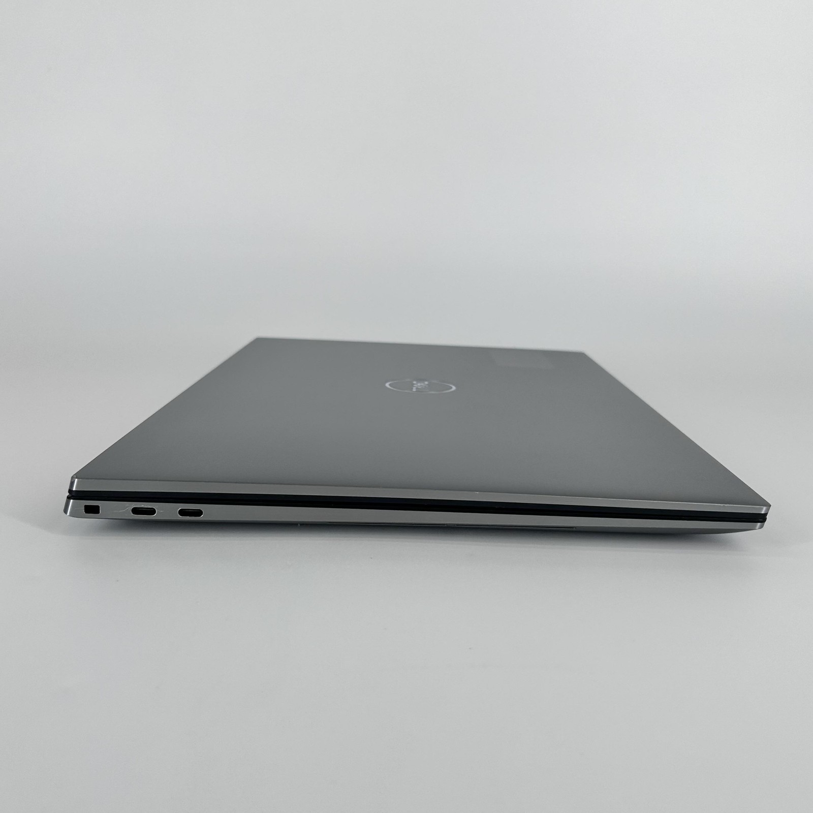 Dell Precision 5760 17 UHD TOUCH Xeon W-11955M 2.60GHz 64GB 2TB/512GB RTX A3000