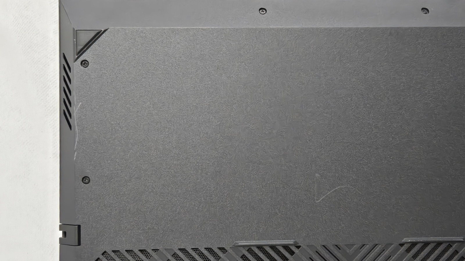 Dell G15 5530 Laptop PC FHD Intel Core i7-13th Gen 16GB Ram 1TB NVMe Windows 11.
