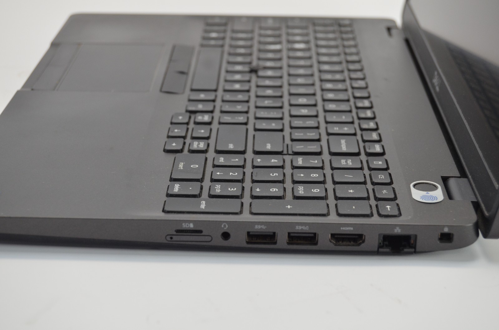 Dell Latitude 5501 15.6″ Laptop i5-9400H 2.5GHz 8GB RAM 256GB SSD Win 11 Pro