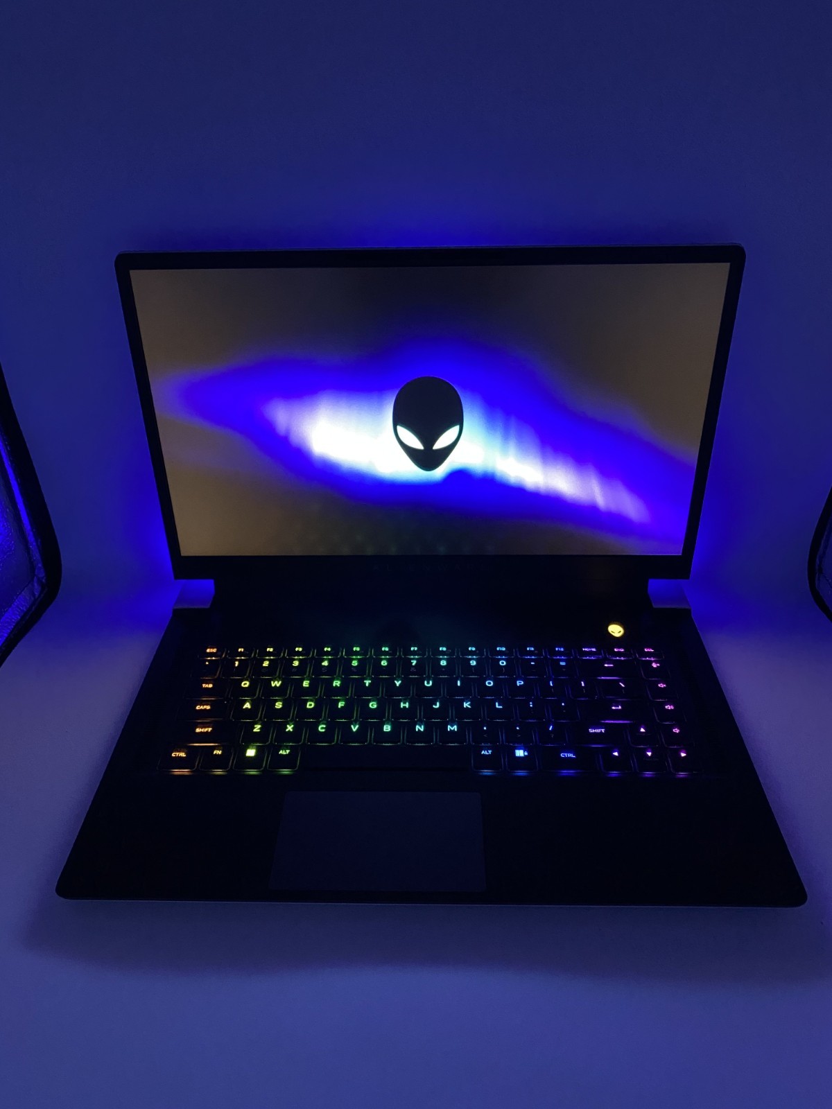 Dell Alienware X15 R1 15″ RTX 3070 i7-11800H 16GB 512GB SSD W11H Restored Laptop
