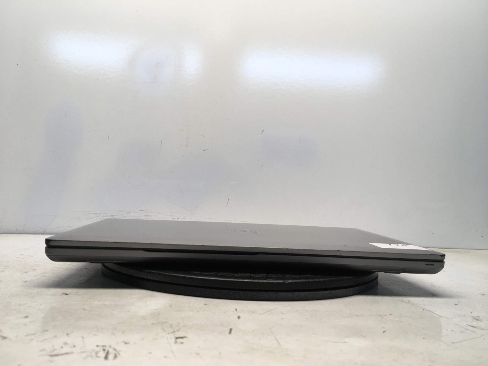 Dell Latitude 5511 Intel i7-10850H 2.7GHz 4 GB NO HDD