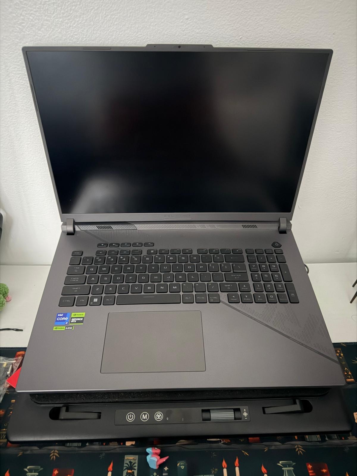 ASUS ROG Strix 18 QHD 240Hz Gam Lap Intel 14 G i9 32GB Memory NVIDIA GeForce RTX