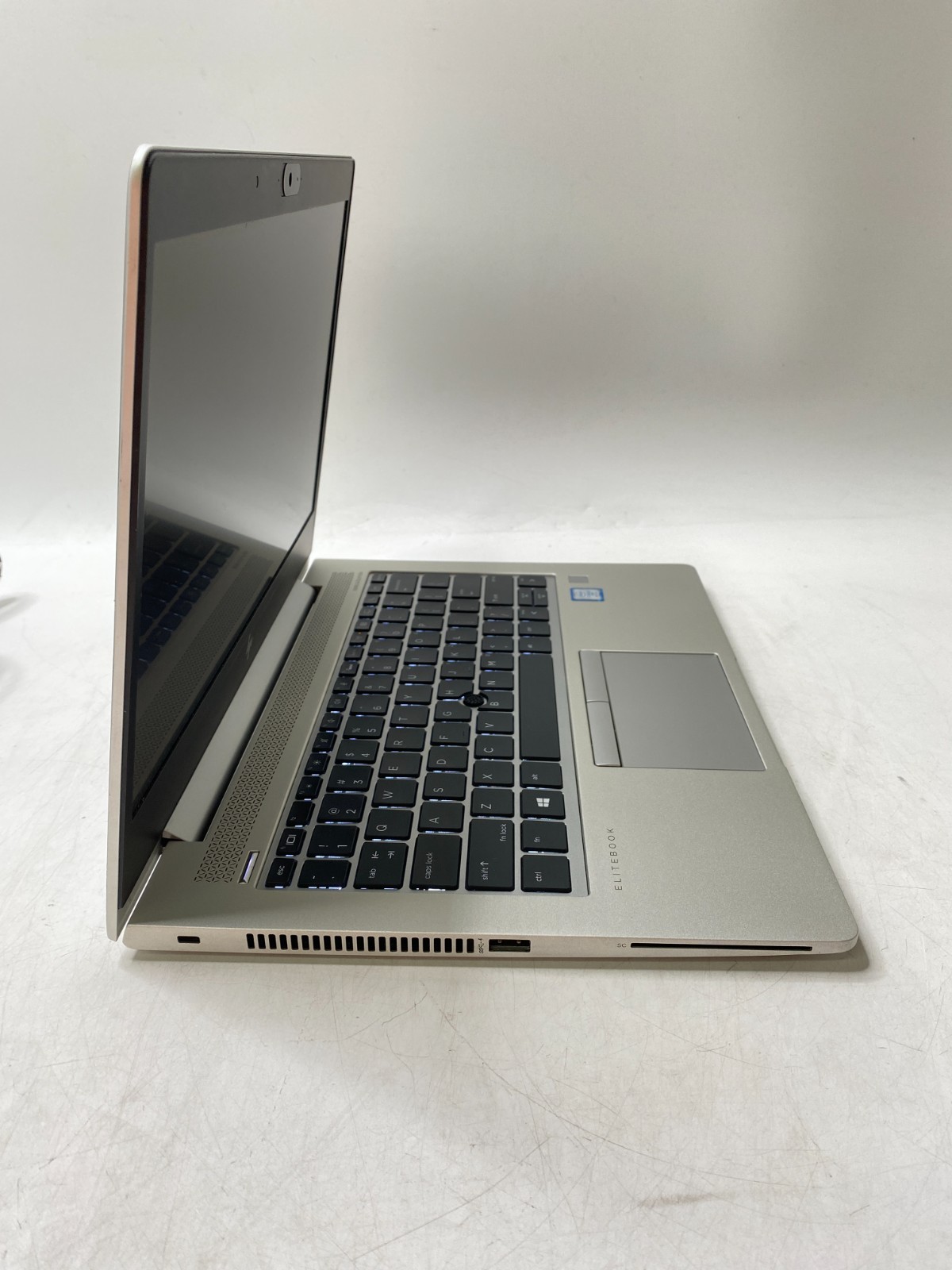 HP EliteBook 830 G5 13″ i7-8550u 16GB DDR4 240GB SSD Win11Pro – Wear