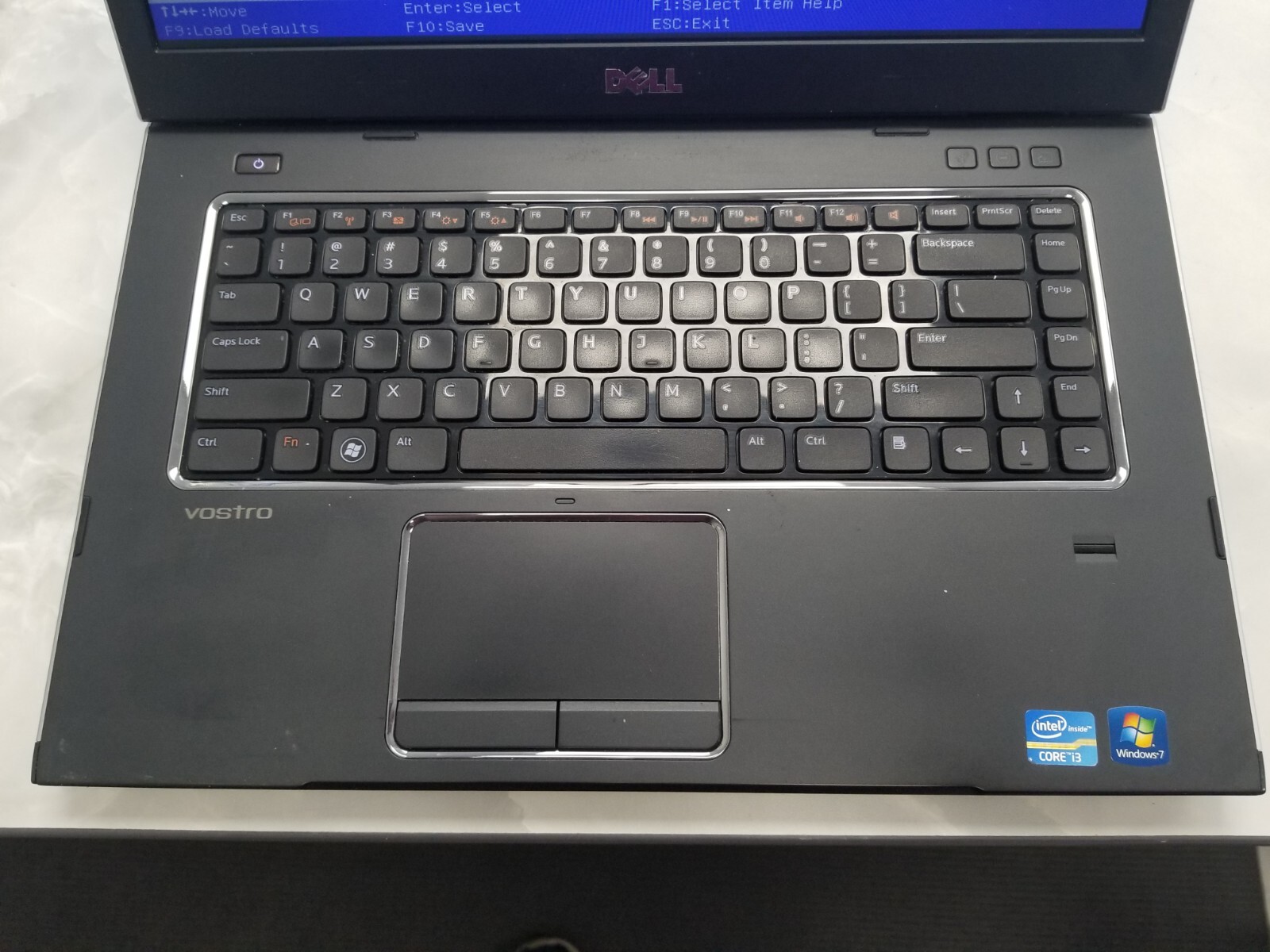 Dell Vostro 3550 15.6in. ( Intel Core i3 2nd Gen., 2.1GHz, 4GB) No Harddrive