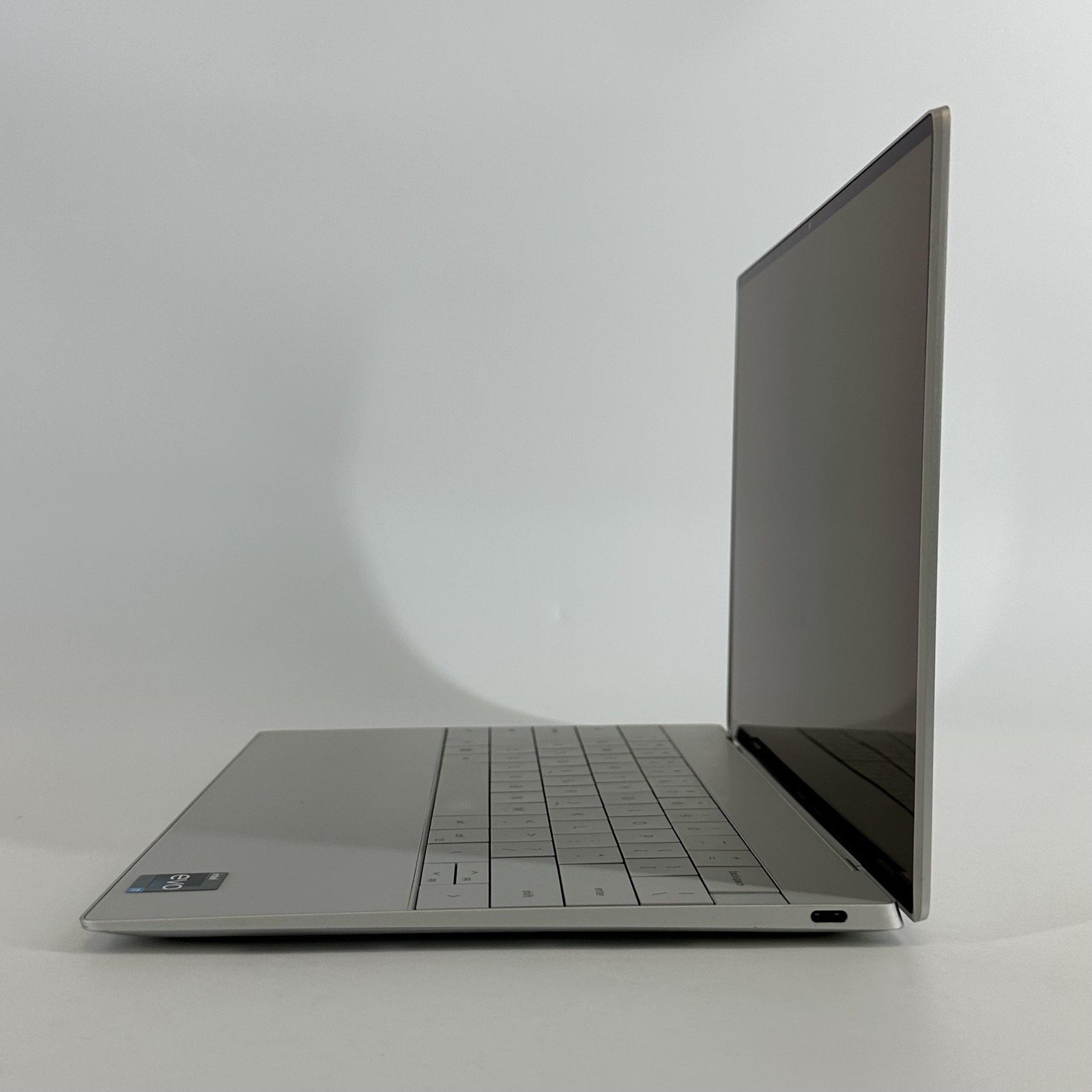 Dell XPS 13 Plus 9320 3.5K TOUCH 1.8 GHz i7-1280P 16GB 512GB SSD Very Good