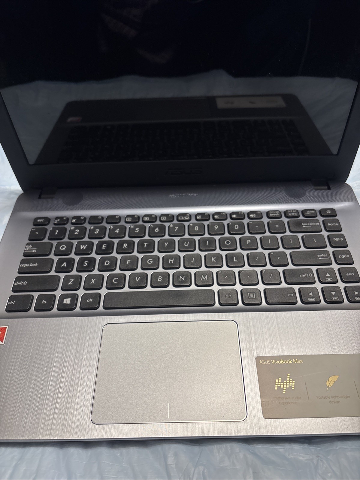ASUS VivoBook Max X441BA 14″ AMD A6 4GB 500GB Laptop W/ Charger Windows10 *READ*