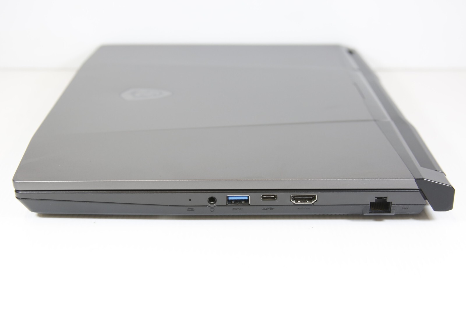 *CLEAN* – MSI CROSSHAIR 15 A11UCK-264US 15.6″ 144Hz Laptop Notebook i7 2.30GHz