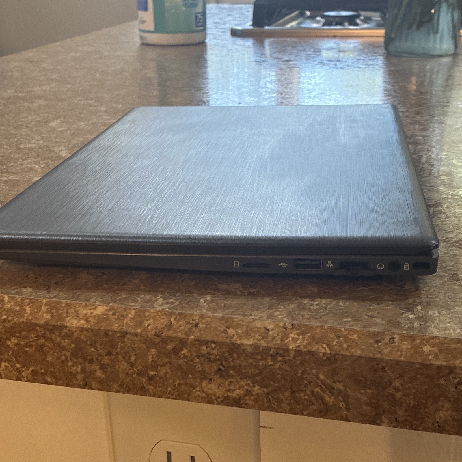 14in Windows 11 Laptop N4000 2.6Ghz 8GB RAM 256GB ROM Notbook Laptop with 🔌