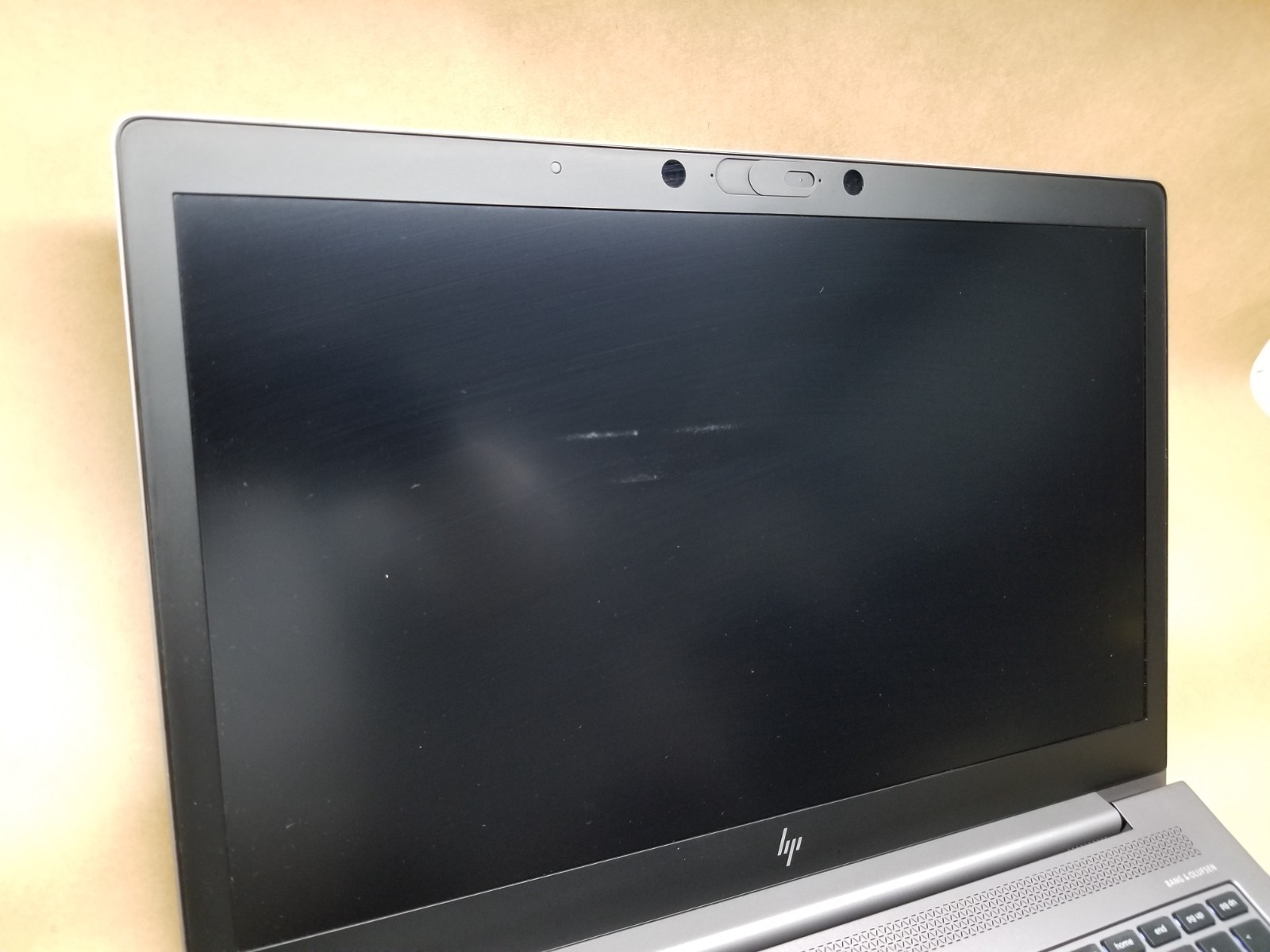 HP Zbook 15u G5 15.6″ Laptop i7-8550U,16GB RAM 256GB SSD PRO WX 3100 WIN 11 PRO