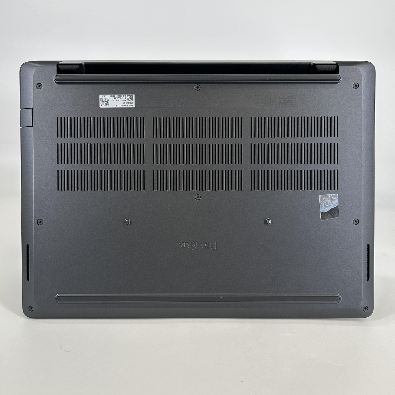 Dell Pro Max 14 MC14250 FHD+ 2.2 GHz Ultra 7 265H 32GB 512GB SSD Excellent