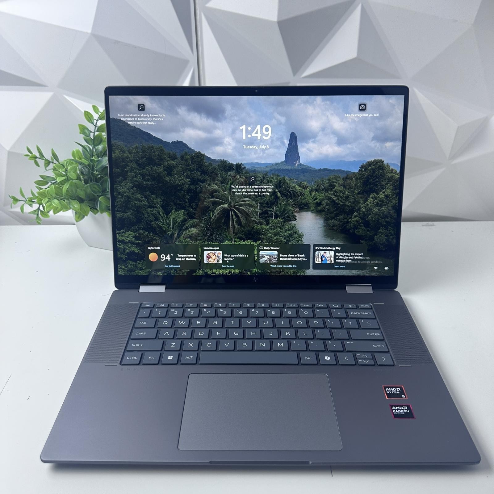 HP Envy x360 2-in-1 Laptop, 16″ Touch, Ryzen 5 8640HS, 8GB, 512GB *Please READ*