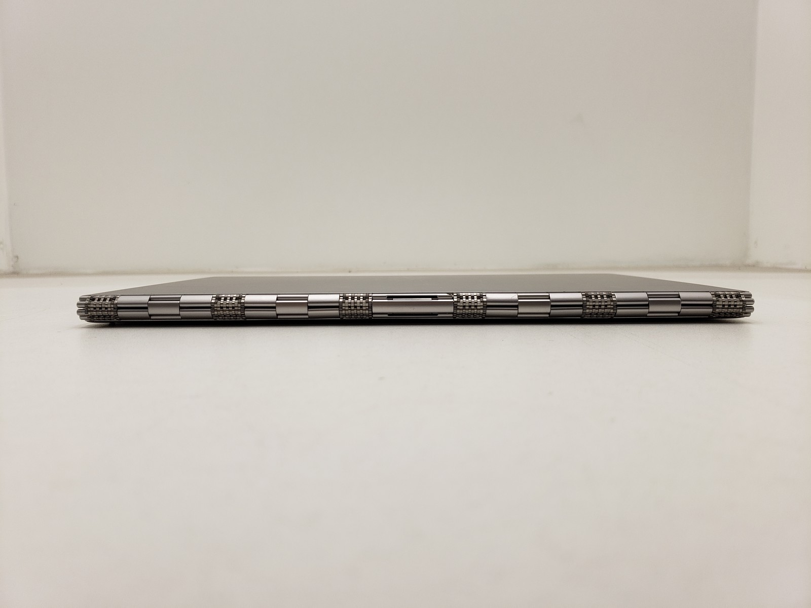 Lenovo IdeaPad Flex Pro-13IKB i7-8550U 16GB RAM 512GB SSD Touchscreen Win 11 Pro