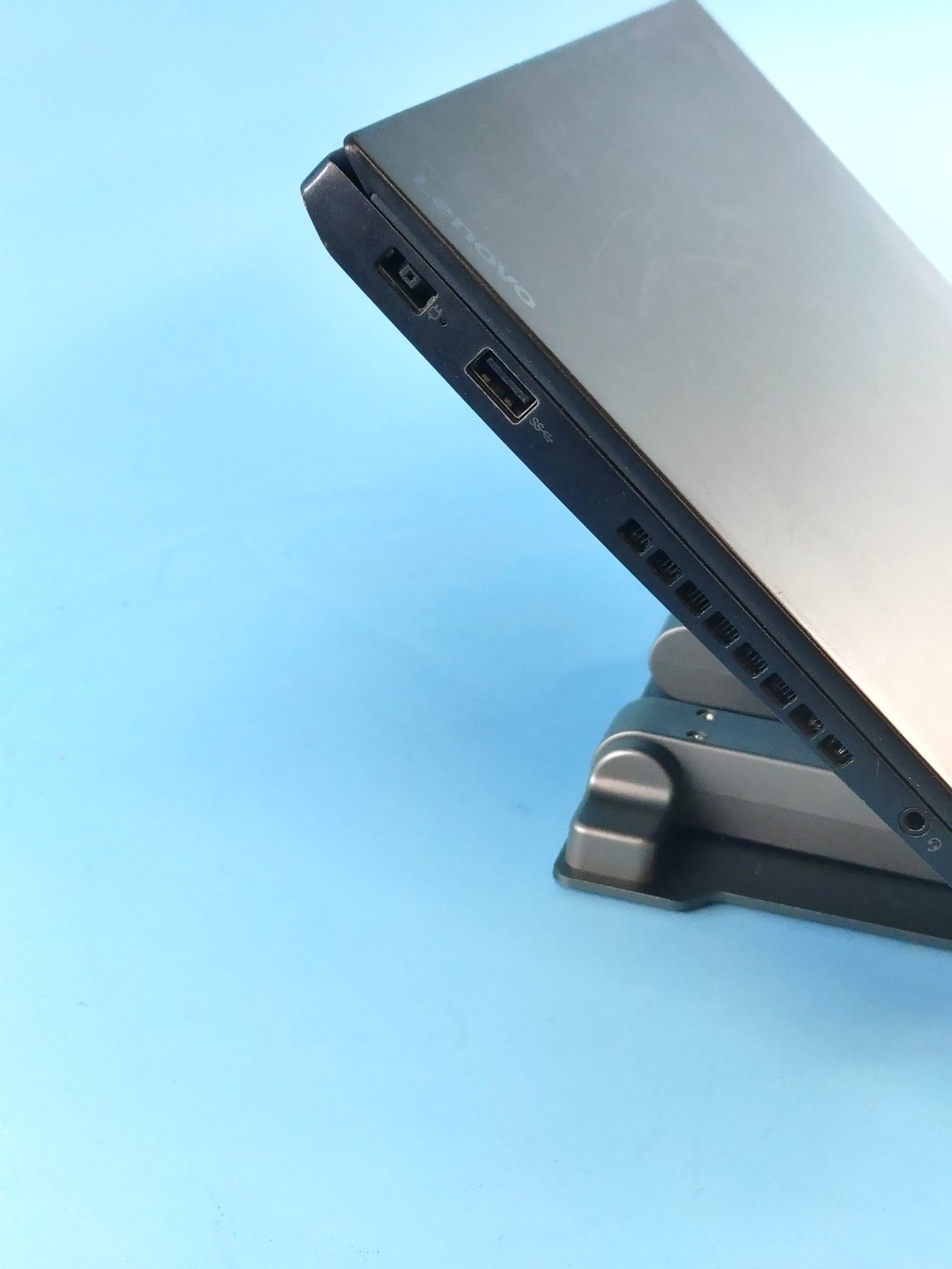 Lenovo T460S THINKPAD 14IN i5-6350U 2.4 8GB RAM 256GB SSD