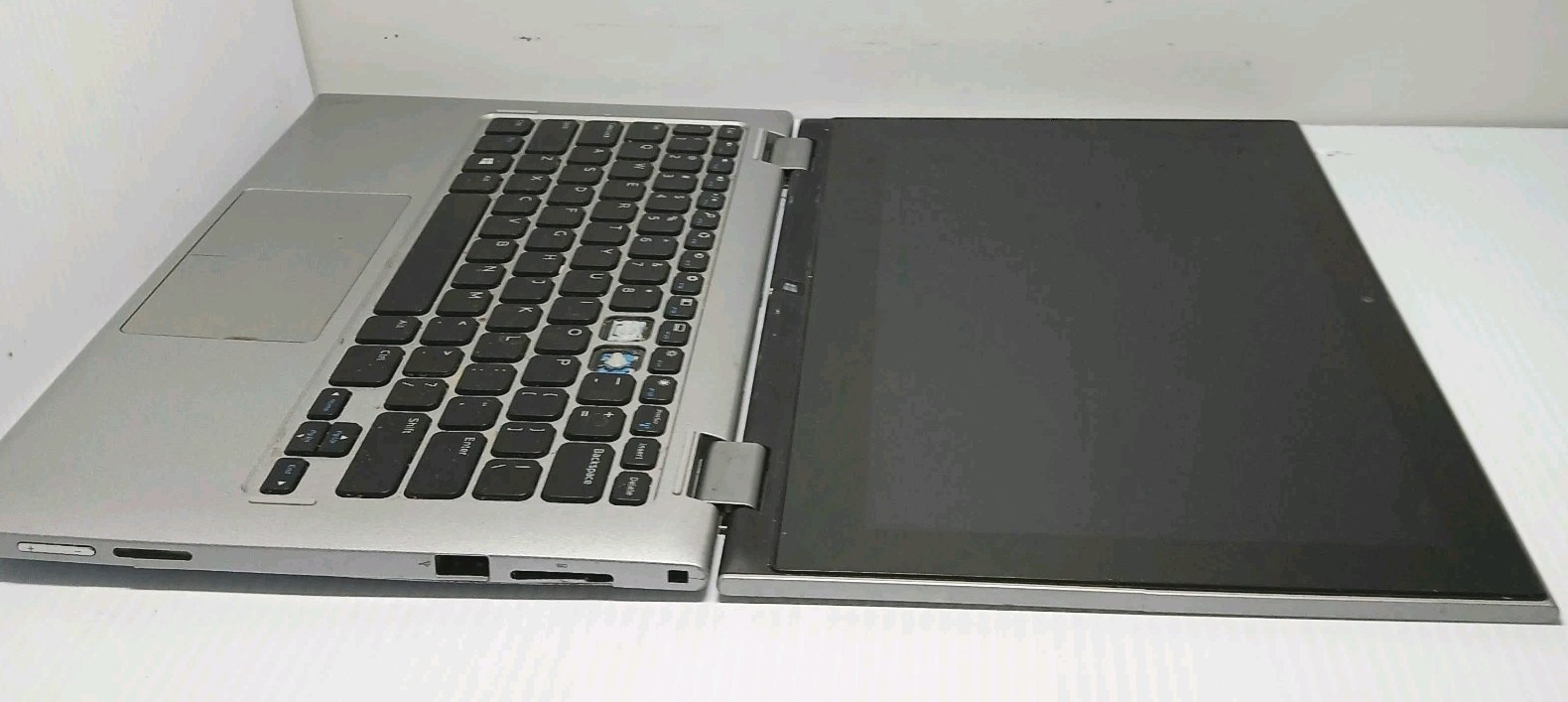 Dell Inspiron 11 3147 Intel Pentium 2.16GHz 4GB RAM No Hard Drive Or Battery